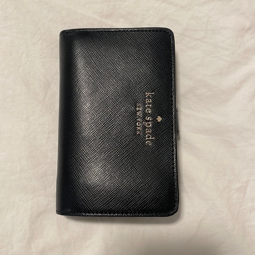 Kate Spade Leila Medium Compact Bifold Wallet